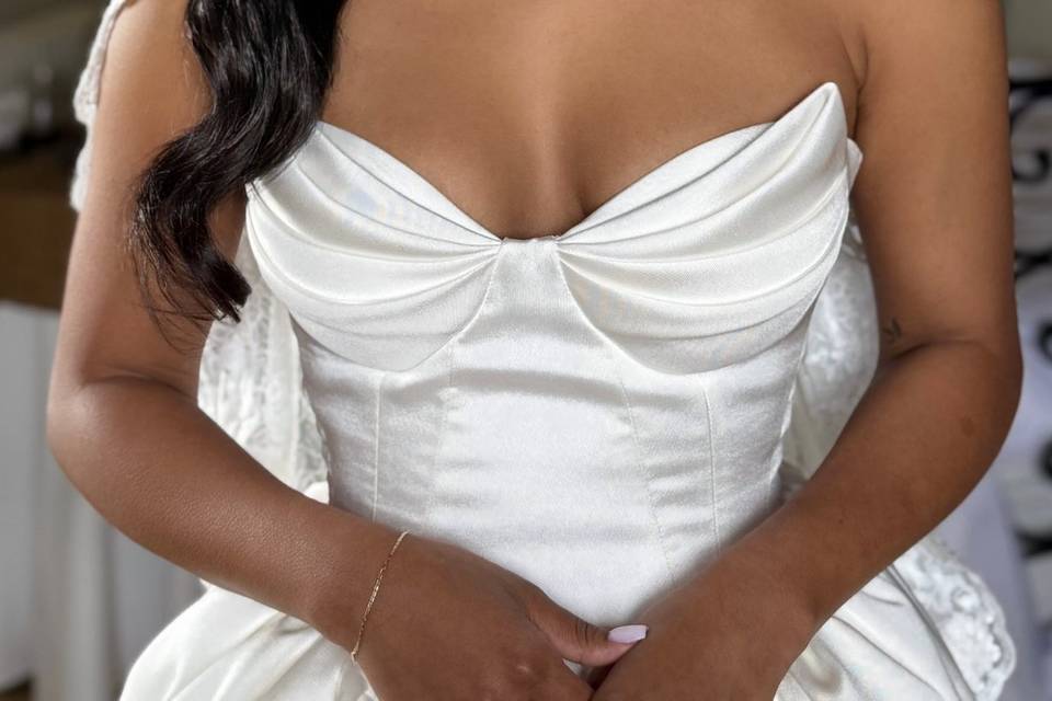 Glow bridal look