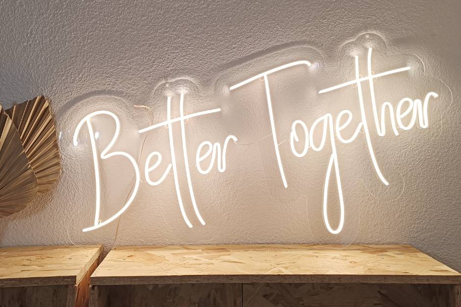 Néon better together