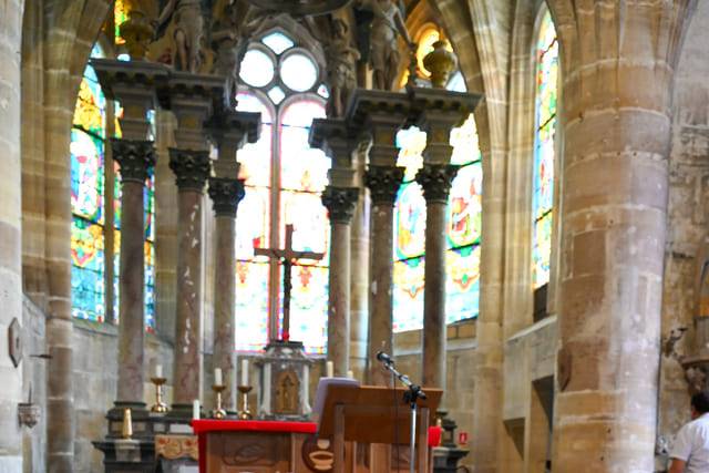Cérémonie religieuse ou laïque