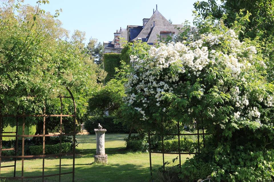 Le Château et ses jardins