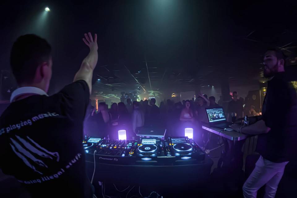 Mix en boîte de nuit à Limoges