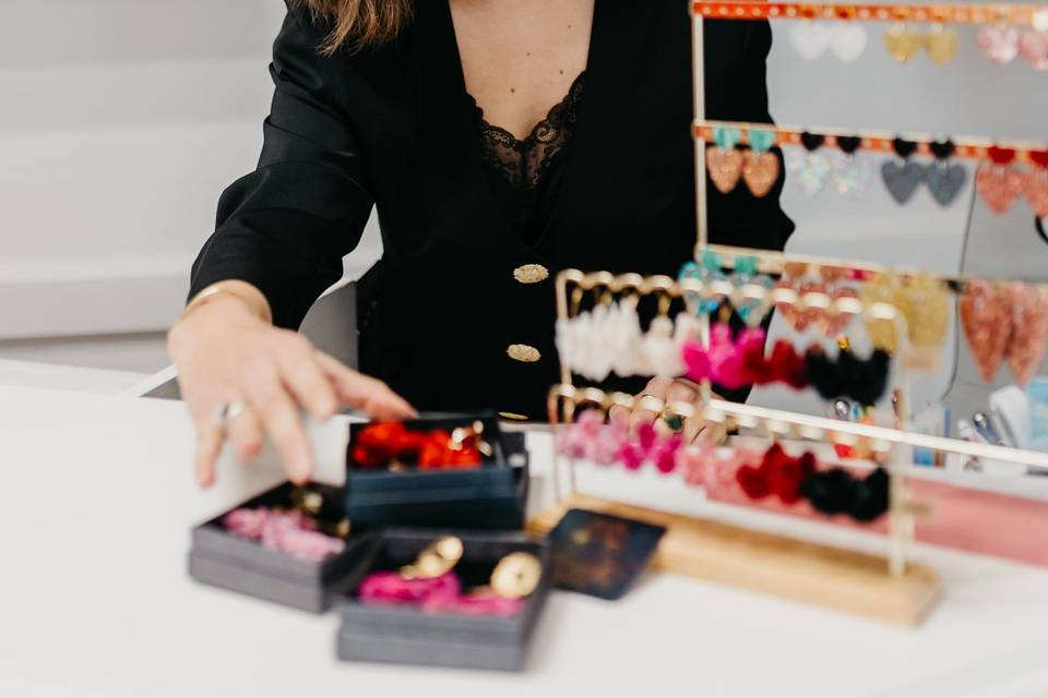 Gérante à la boutique invitées