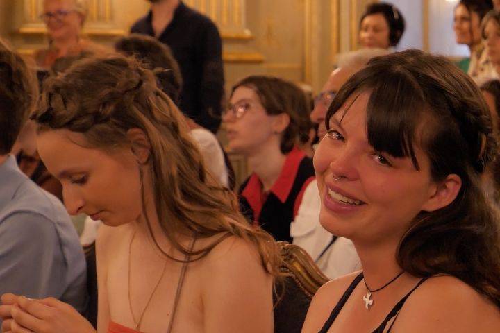 Invités émus