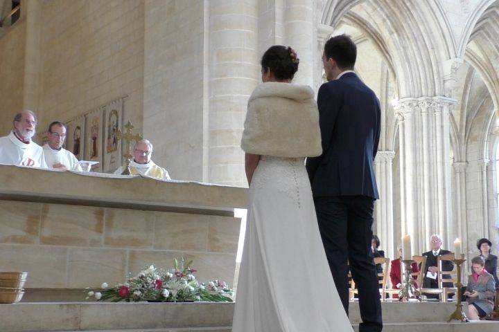 Mariés à l'église