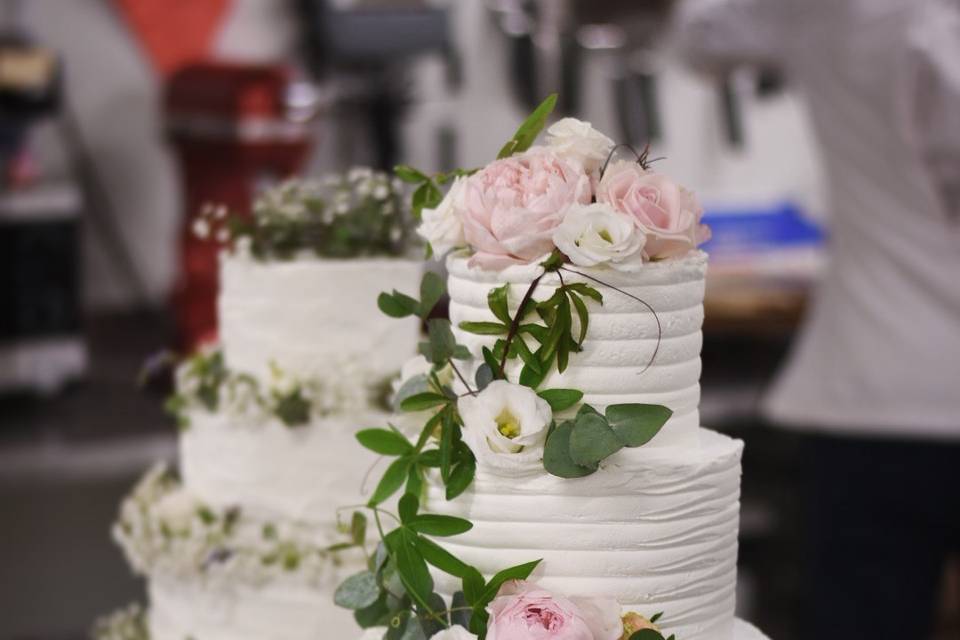 Naked cake