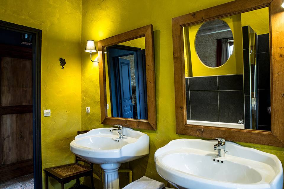 Salle de bain appartement Provençal