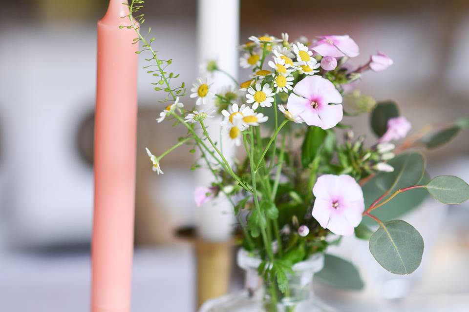 Bouquet table