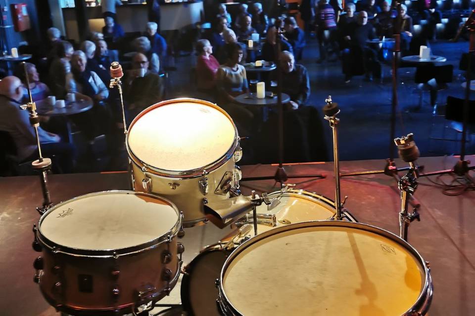 Jazz club!