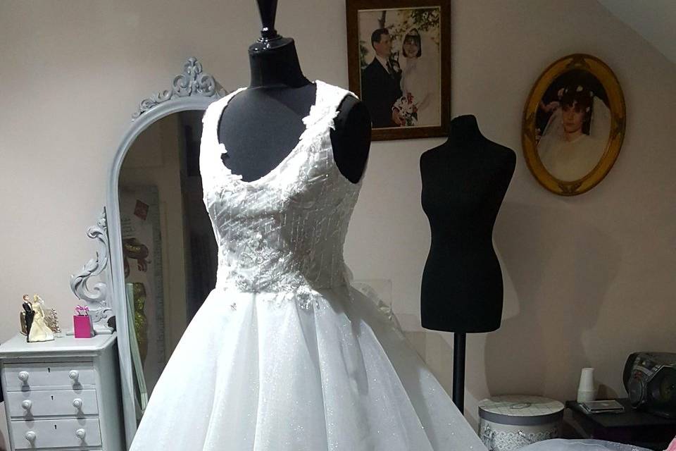 Tulle et dentelle argenté