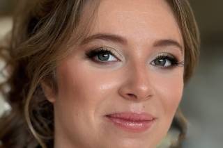 Alex Make Up