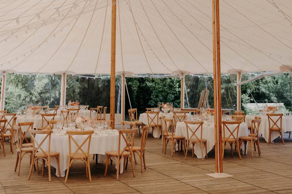 Tente format tables rondes