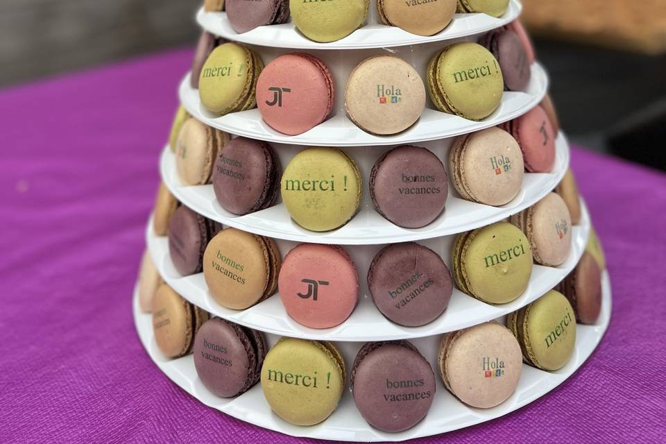 Pyramide macaron personnalisé