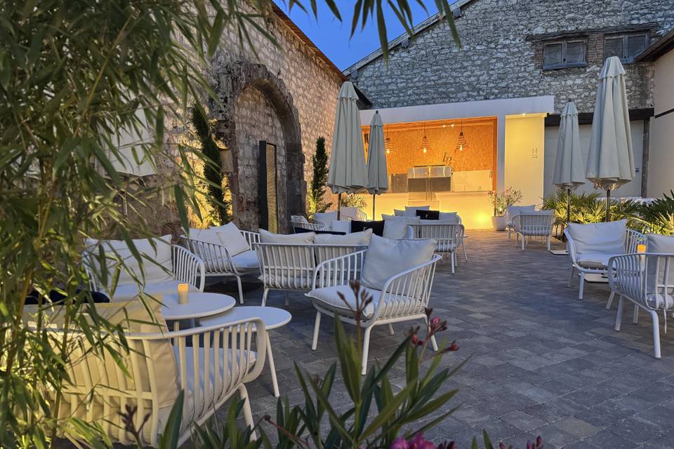 Salle : Terrasse et Pergola