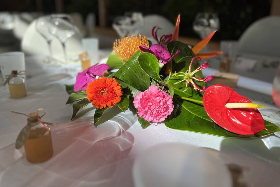 Arrangement de table exotique