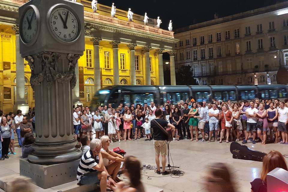 Busking Bordeaux