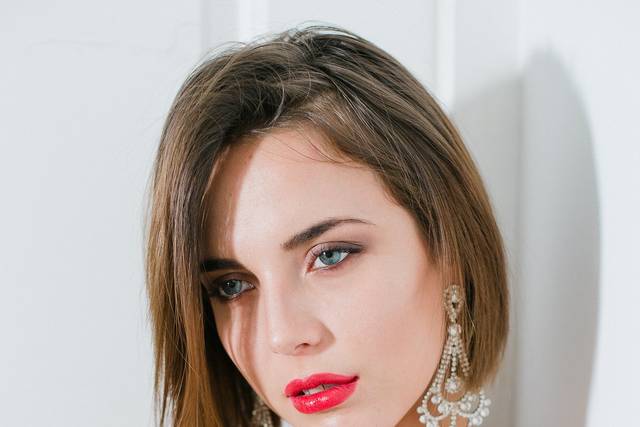 Héloise,  bouche rouge