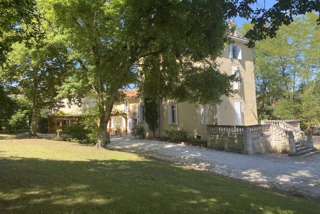 Belle Fontaine