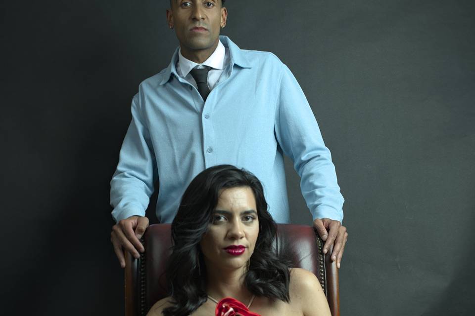 Photo studio couple