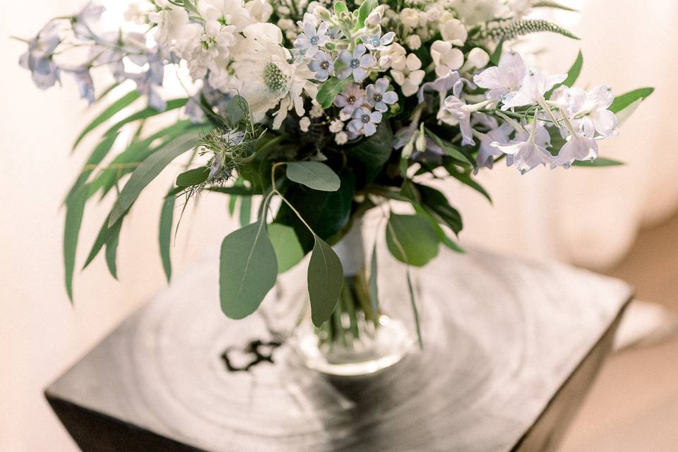 Bouquet de mariée bleu et blanc