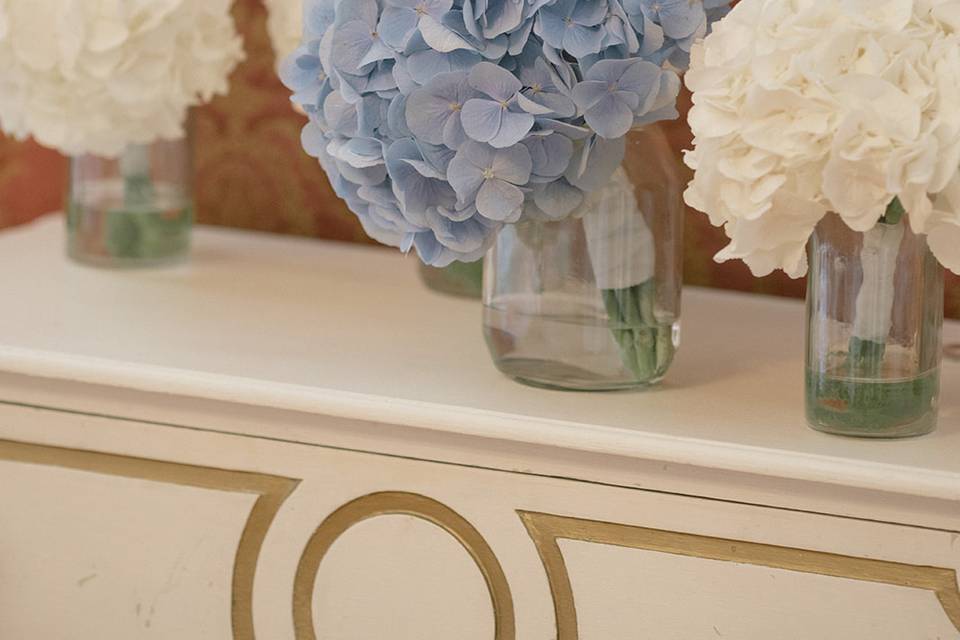 Modern Hydrangea Bride Bouquet