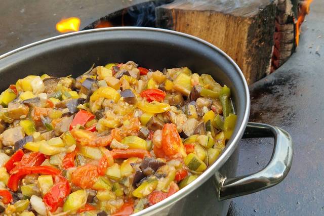 Ratatouille au feu de bois