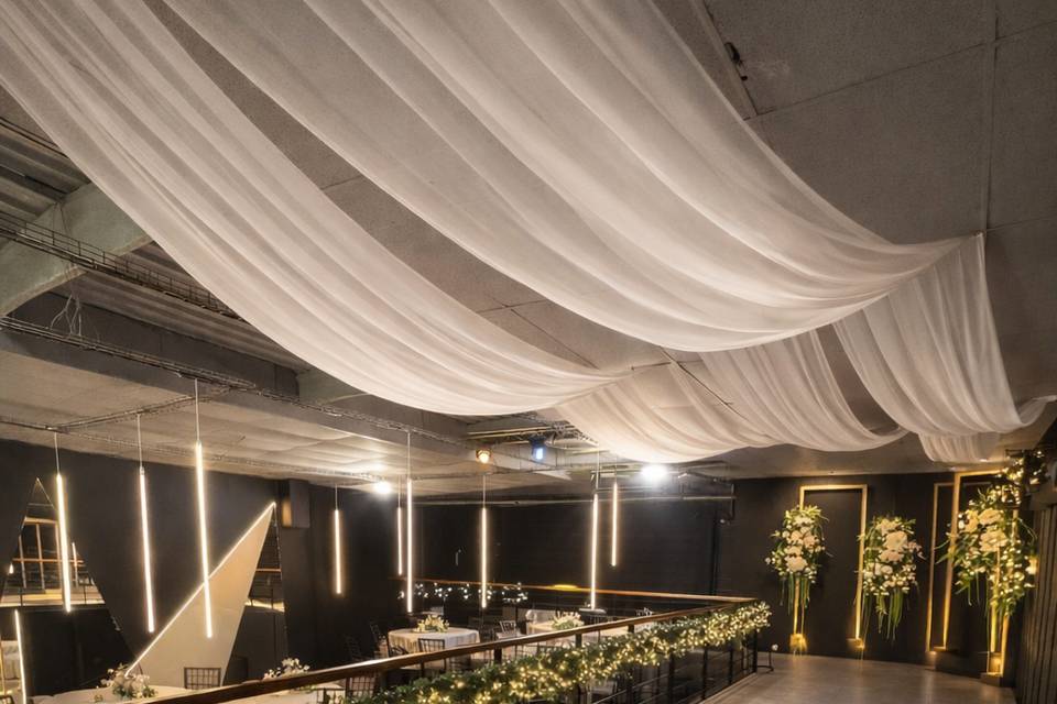 Mezzanine avec un type de deco