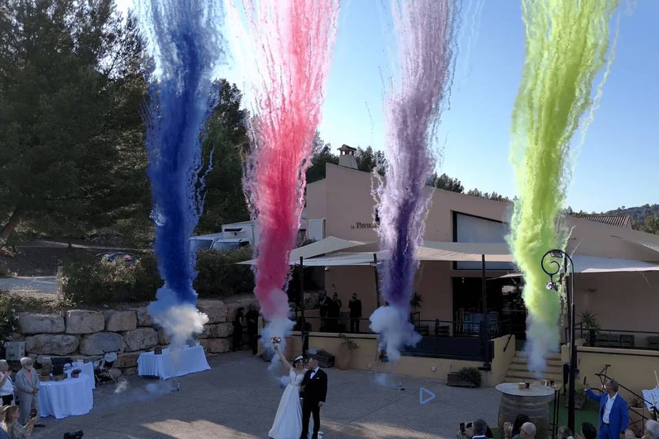 4 fusées de couleurs