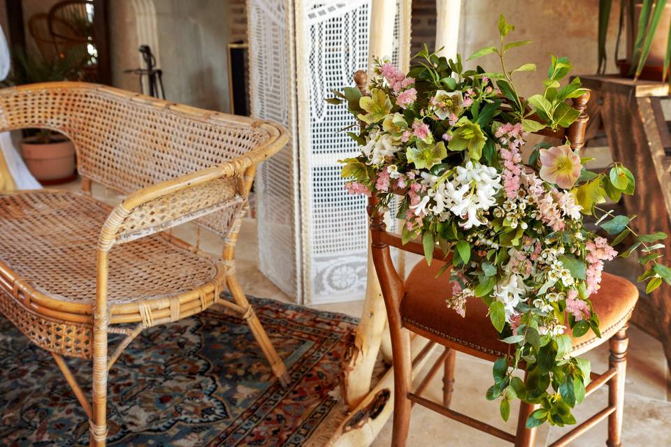 Chaise fleurie