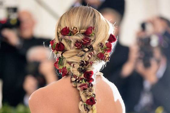 Fleurs cheveux mariée