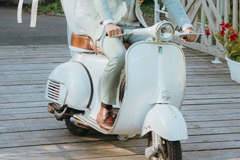 Mariés en deux roues