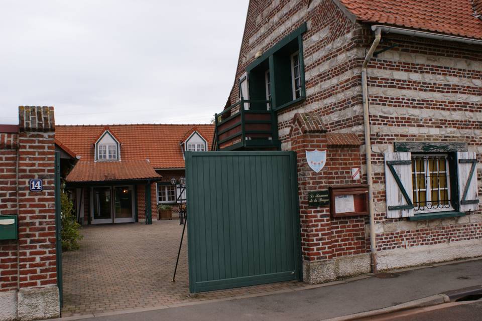 Entrée du Hameau de la Becque