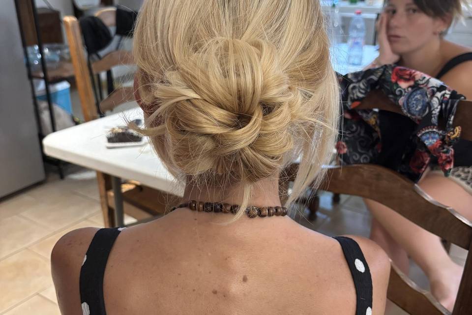 Chignon maman du marié