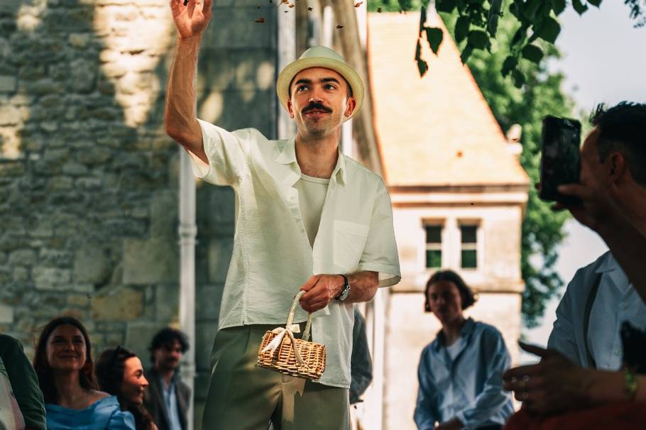 Jeté de pétales