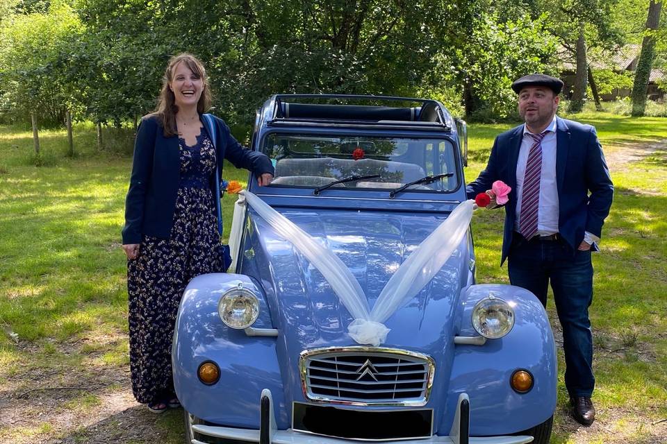 La 2CV de face l