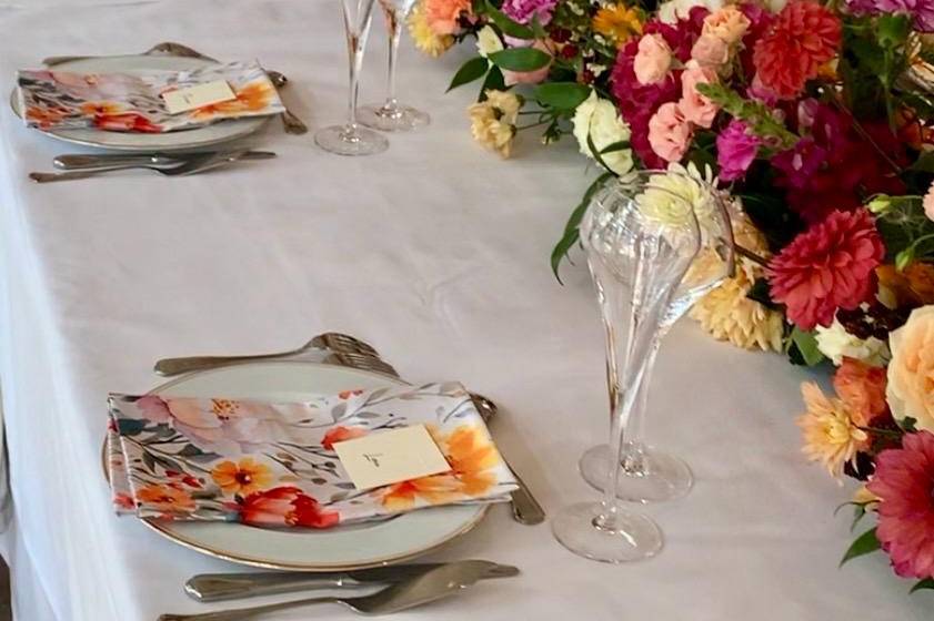 Chemin de table fleuri