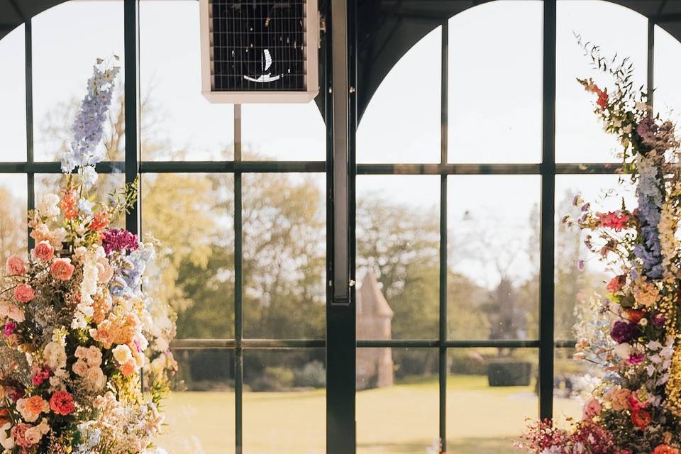 Colonnes de fleurs