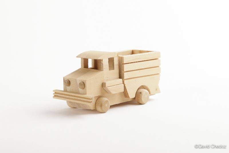 Camion en bois