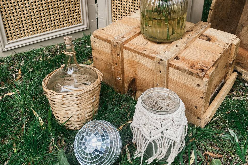 Dame jeanne, caisse...