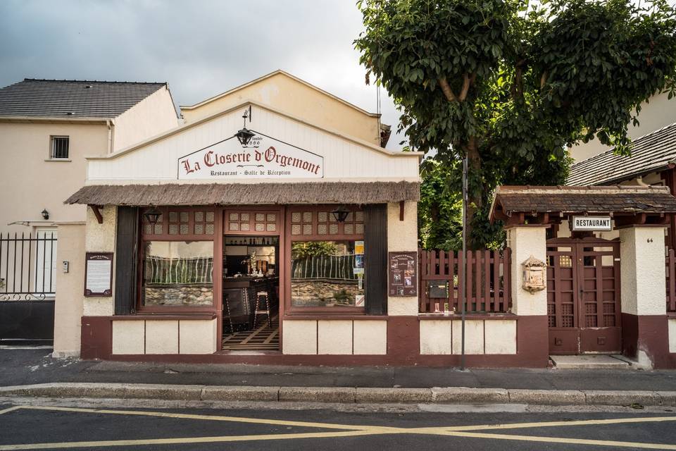 Entrée du restaurant