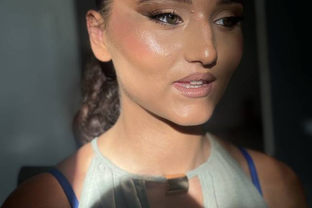 Full glam