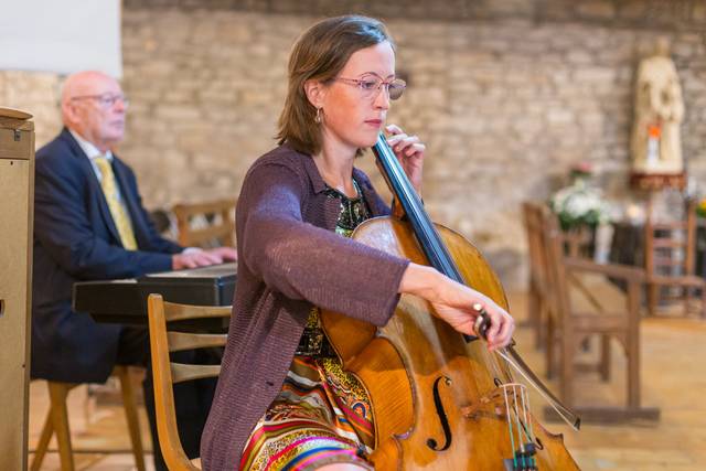 Violoncelle et piano : église