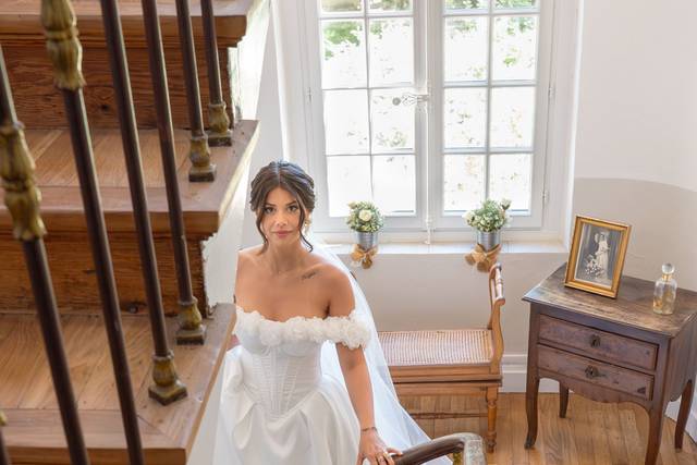Mariée dans les escaliers