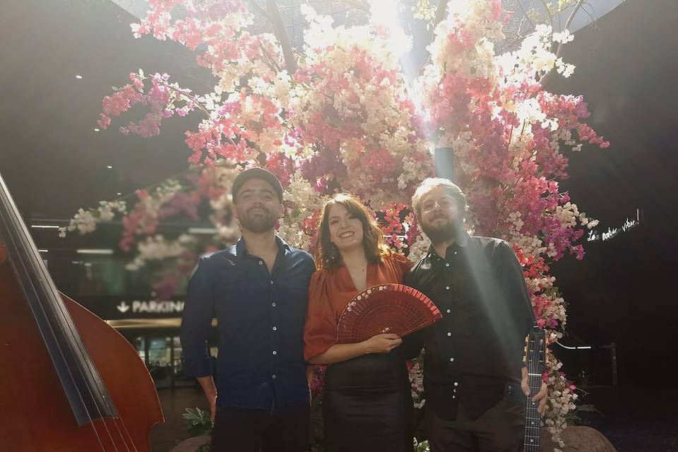 Lazy Birds - swing band