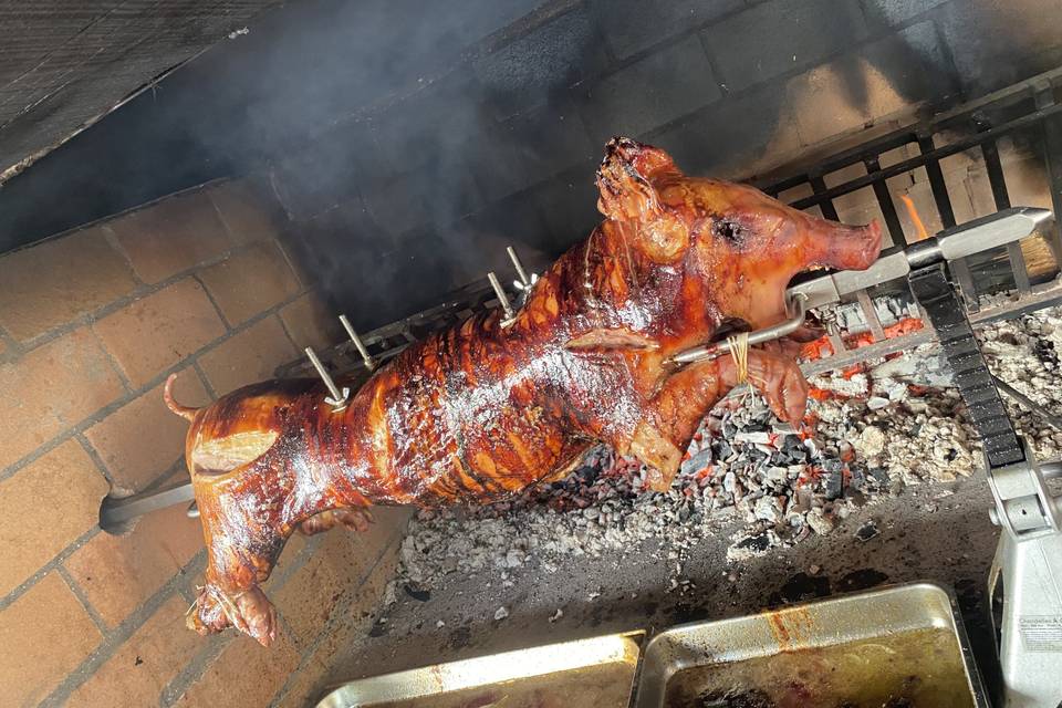 Cochon de lait broche