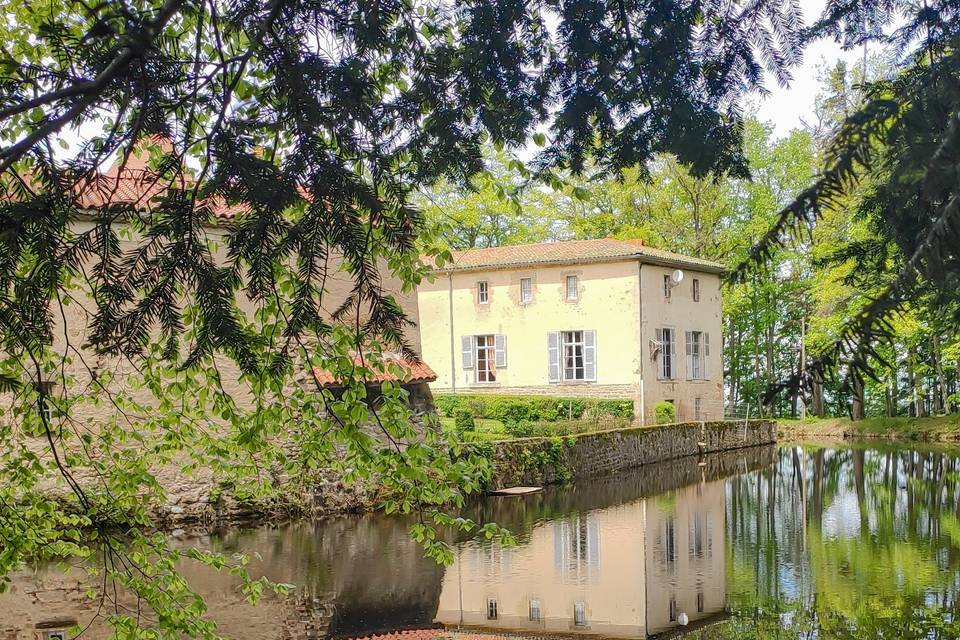 Château des Martinanches by @NataFranceAuvergne-20