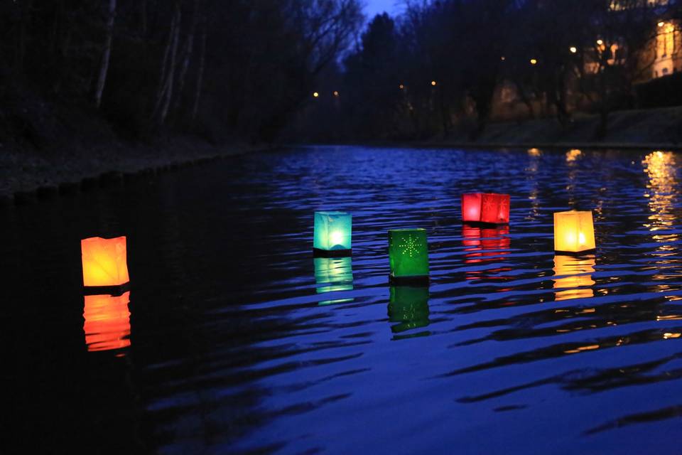 Lanternes flottantes