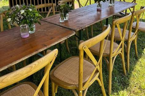 Repas dans les vignes