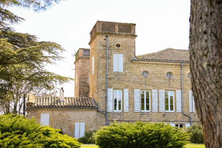 Château façade