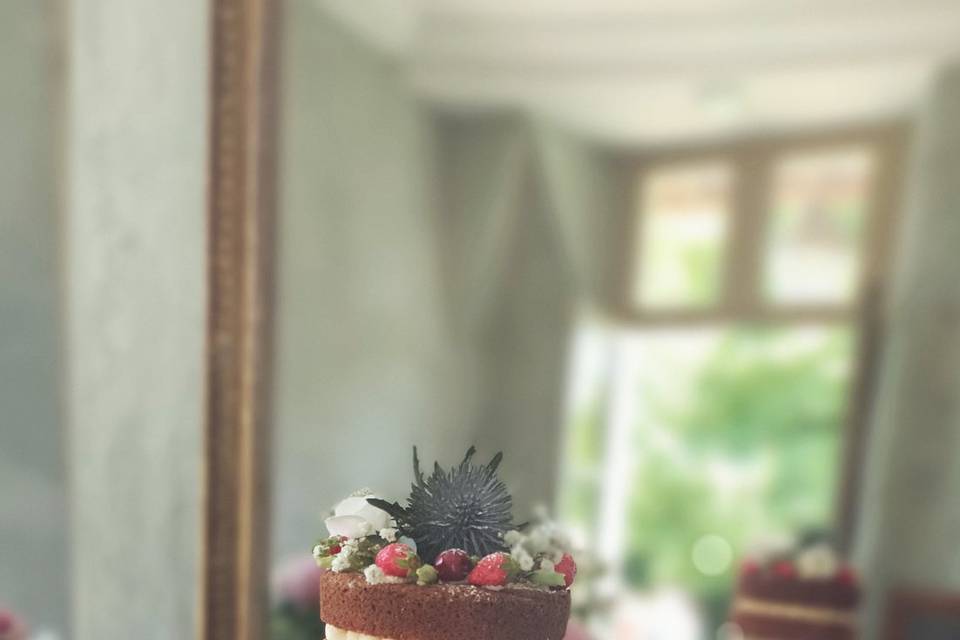 Weeding cake