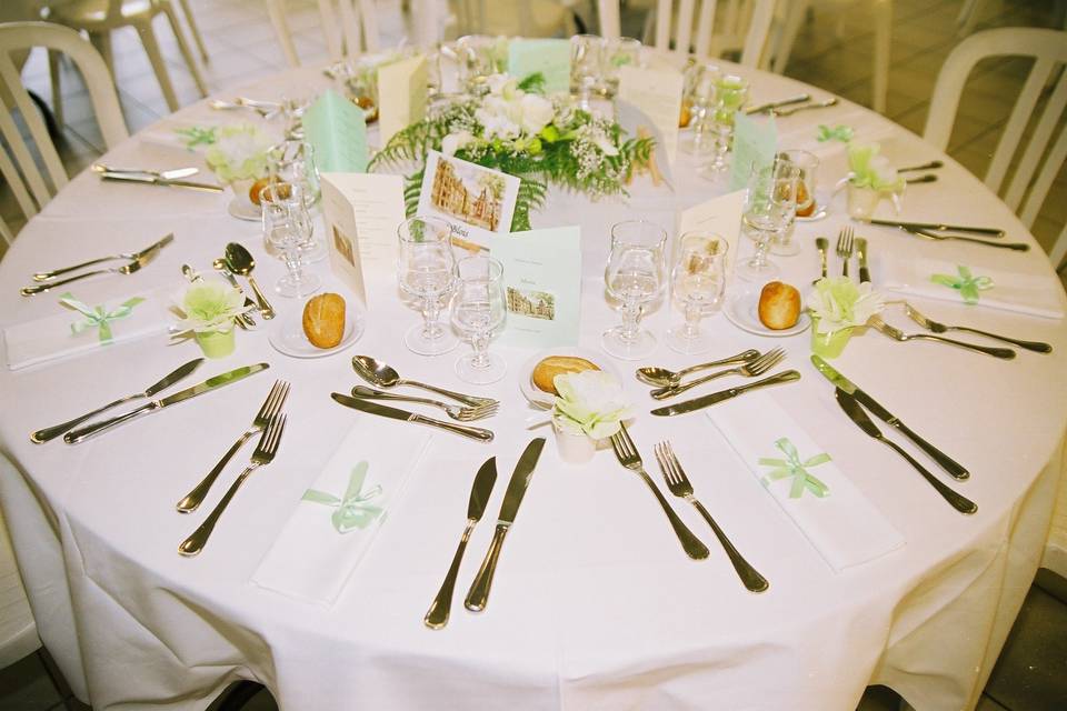 Table vert et blanc